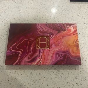 Hipdot Zion eyeshadow palette!
